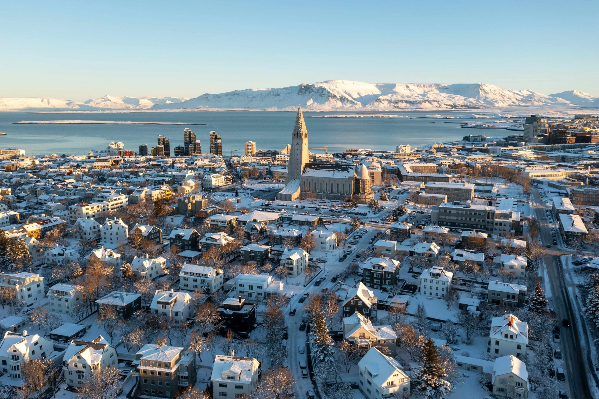 27 DIC. - Fin de año, confort y auroras en Islandia [EXODE 2026]